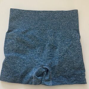 Women’s athletic butt scrunch shorts
